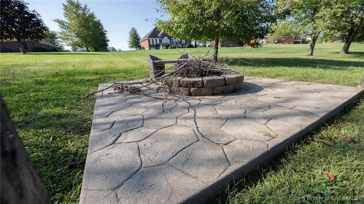 8889 Ernstberger Road