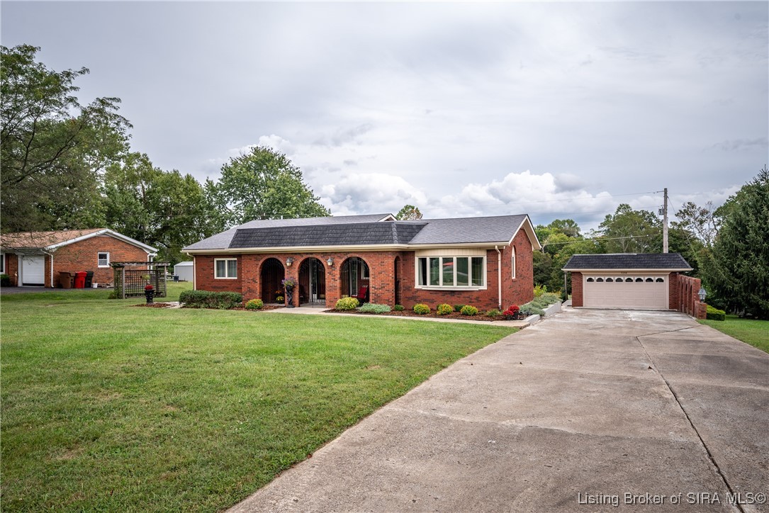 7236 Banet Road