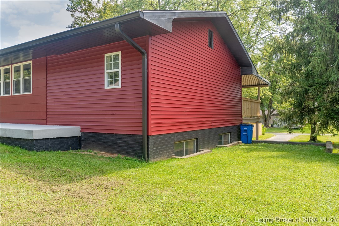 206 E Frank Street