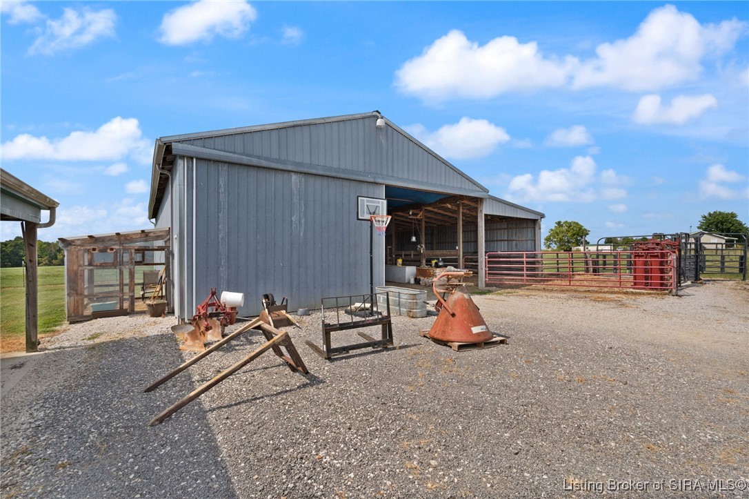 145 S Bogard Hollow Road
