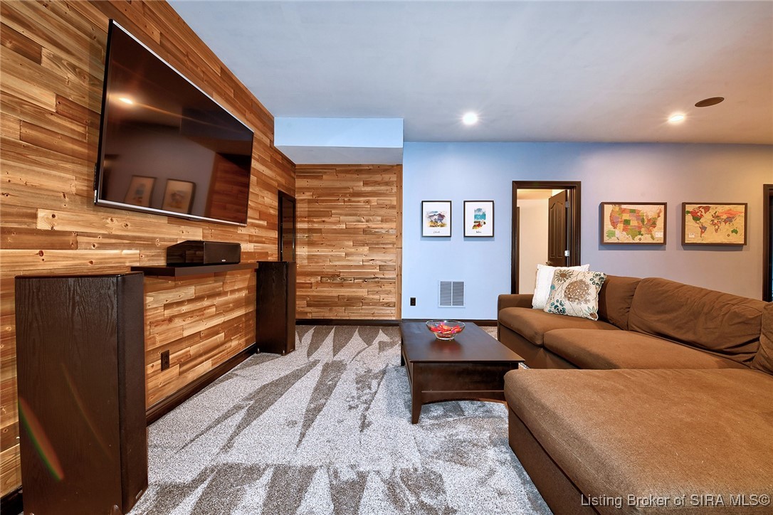 3509 Lafayette Parkway