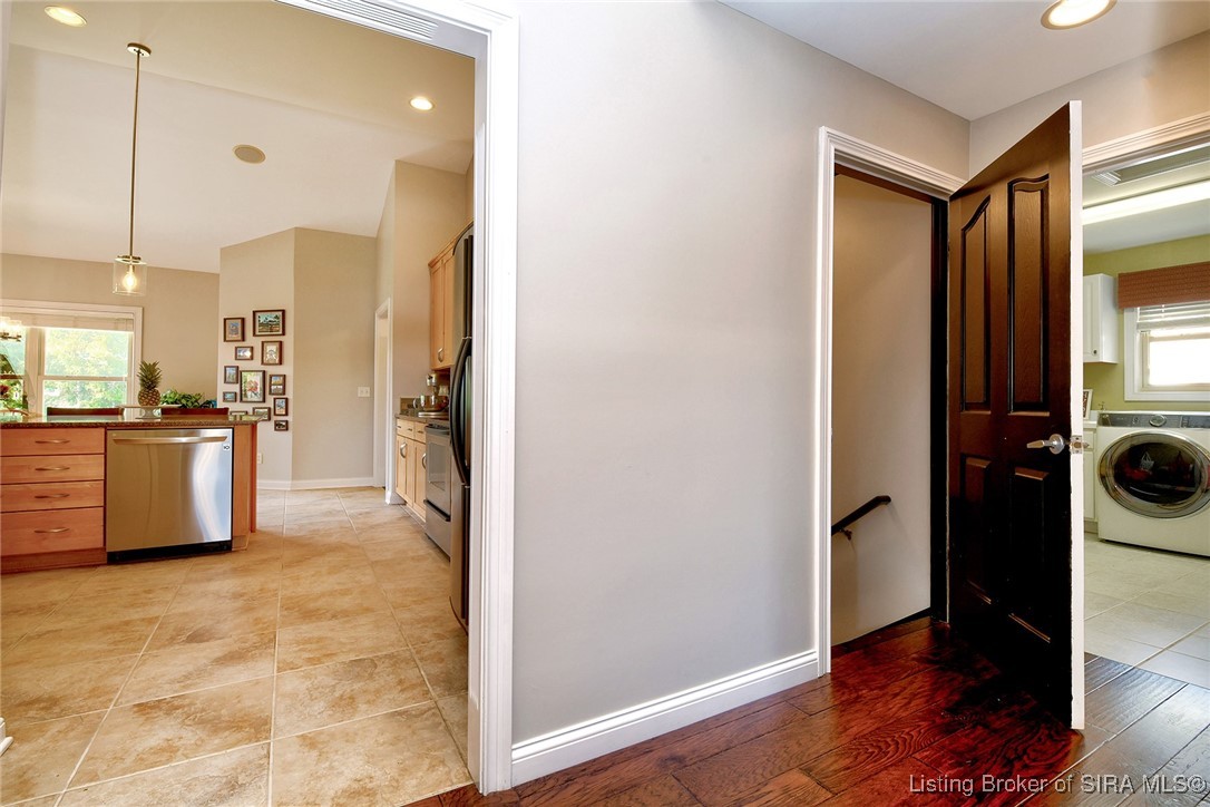 3509 Lafayette Parkway
