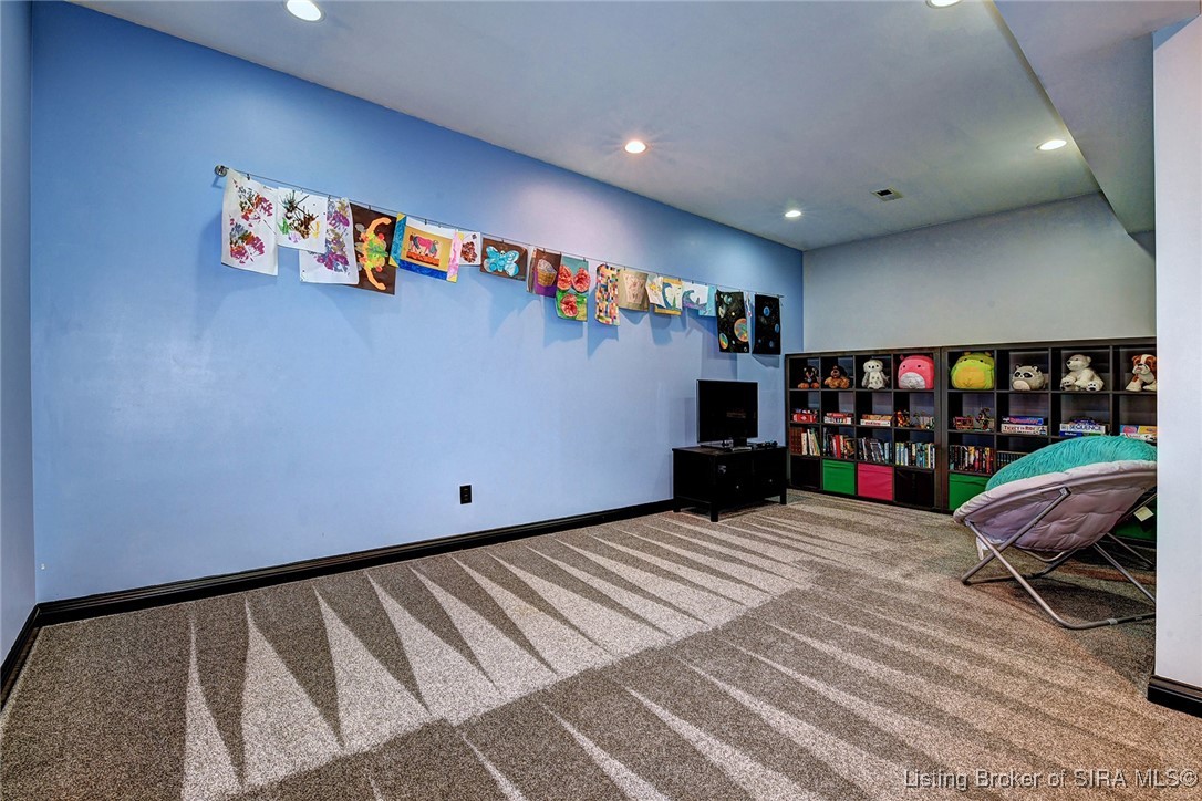 3509 Lafayette Parkway
