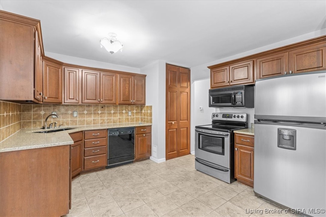 2719 Mohawk Drive