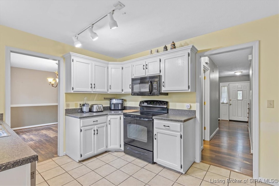 4222 Royal Oak Drive