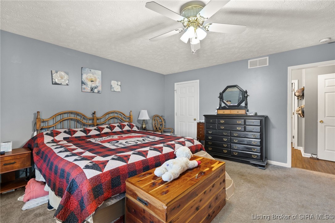 5784 E Rolling Woods