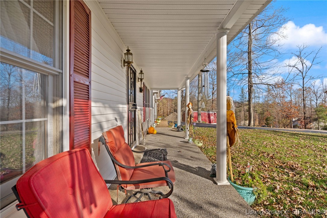 5784 E Rolling Woods