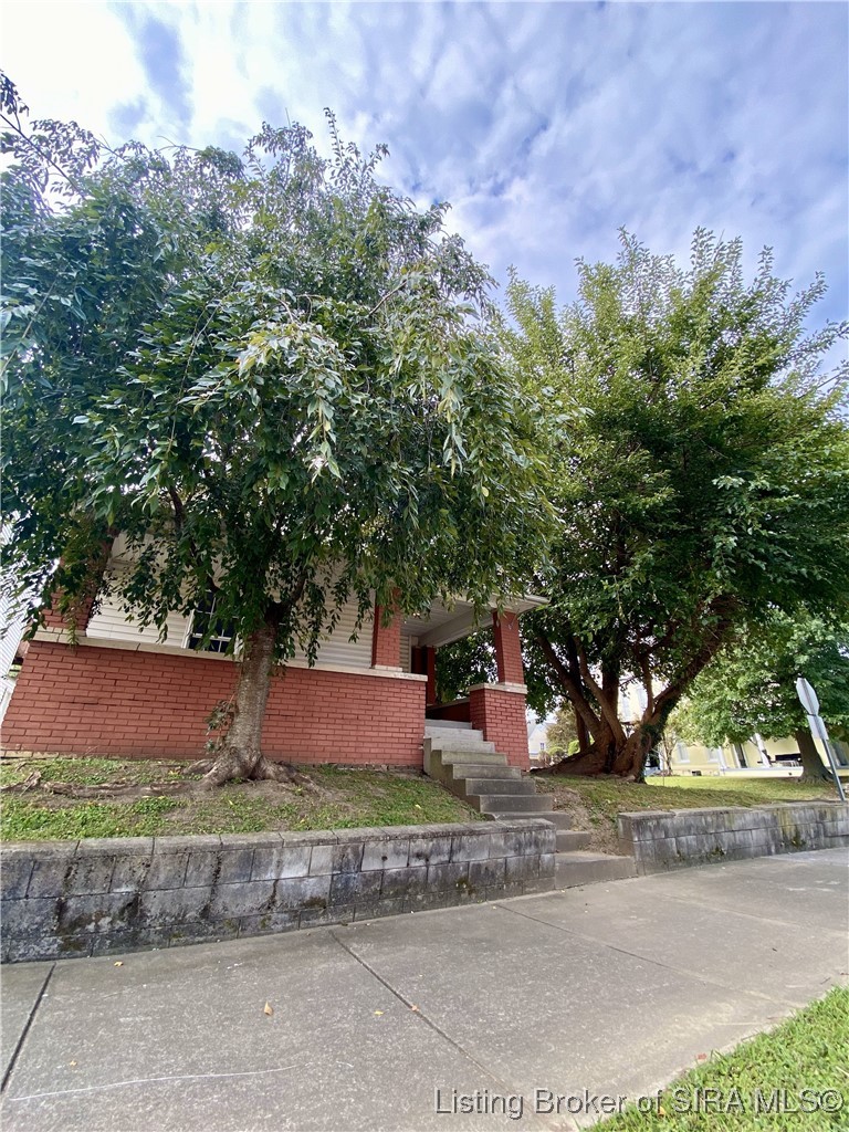 1500 E Market Street