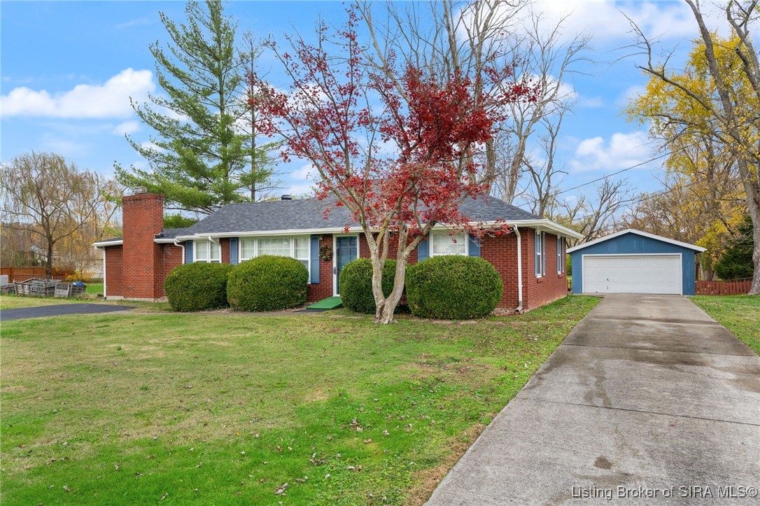 109 N Bohannon Lane