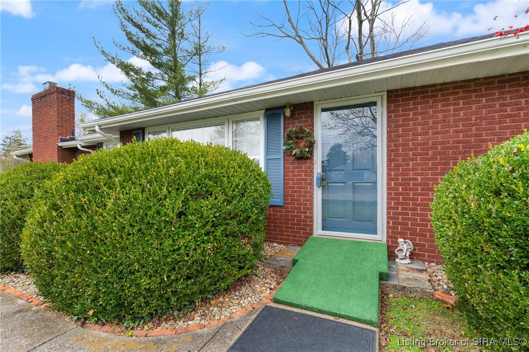 109 N Bohannon Lane
