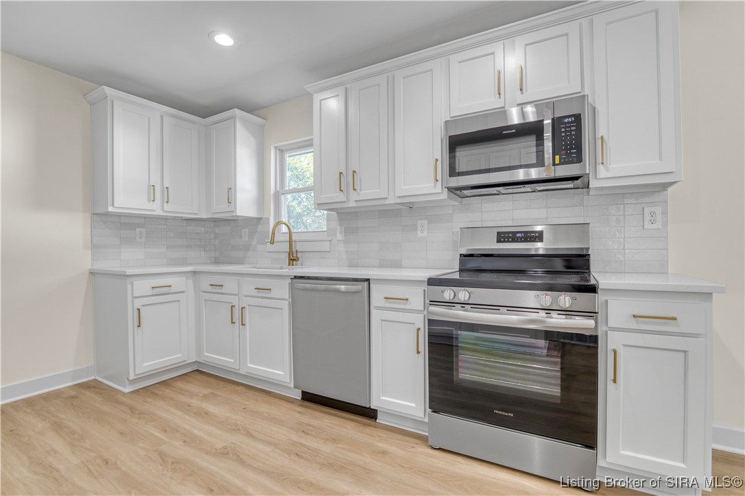 14 Oak Park Boulevard