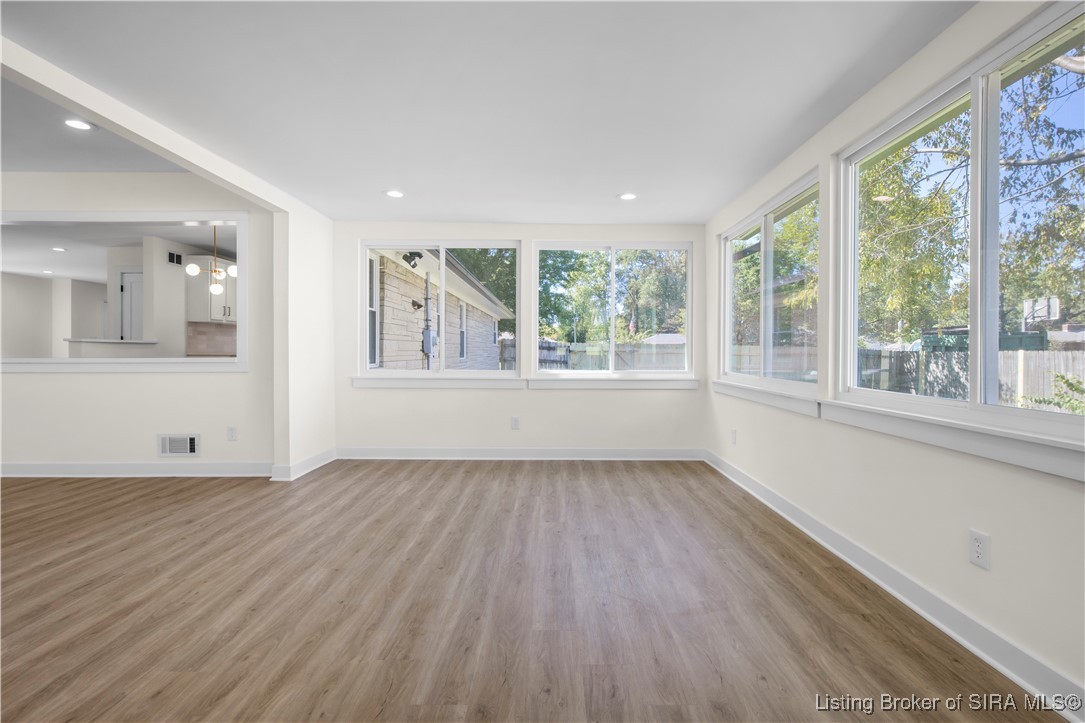 14 Oak Park Boulevard