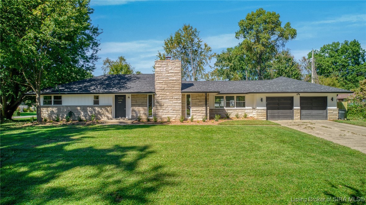14 Oak Park Boulevard