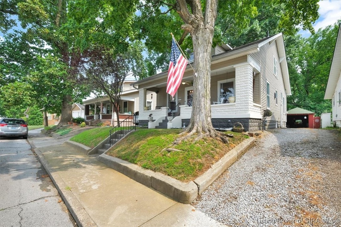 1260 Vance Avenue