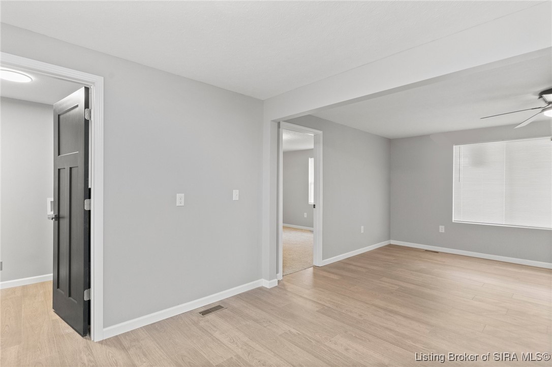 1208 W Kenwood Drive