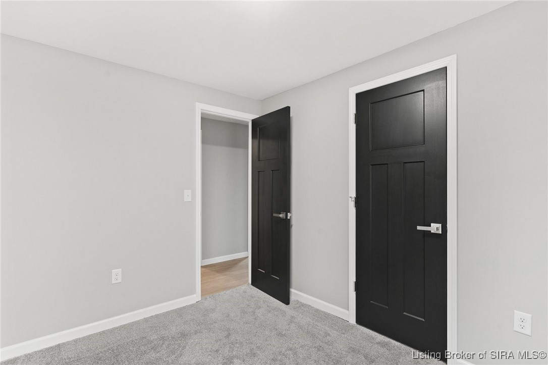 1208 W Kenwood Drive