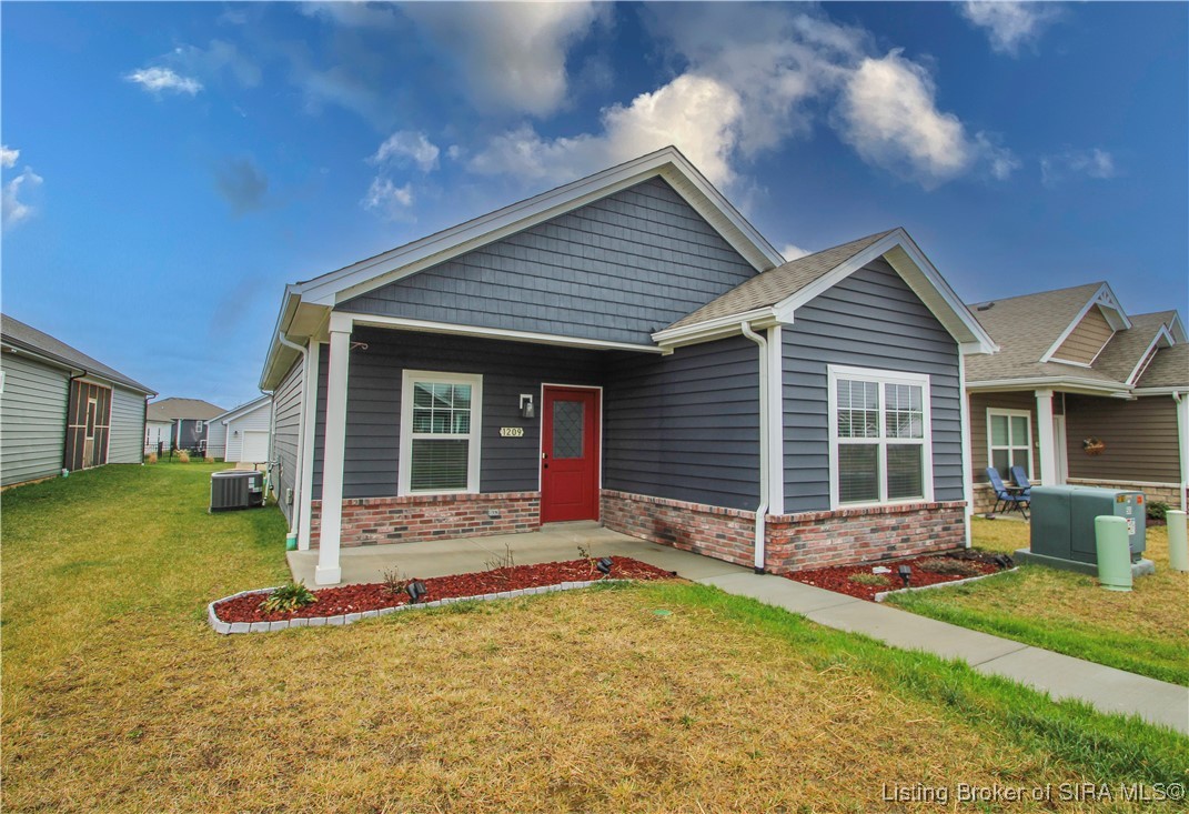 1209 Parkland Trail