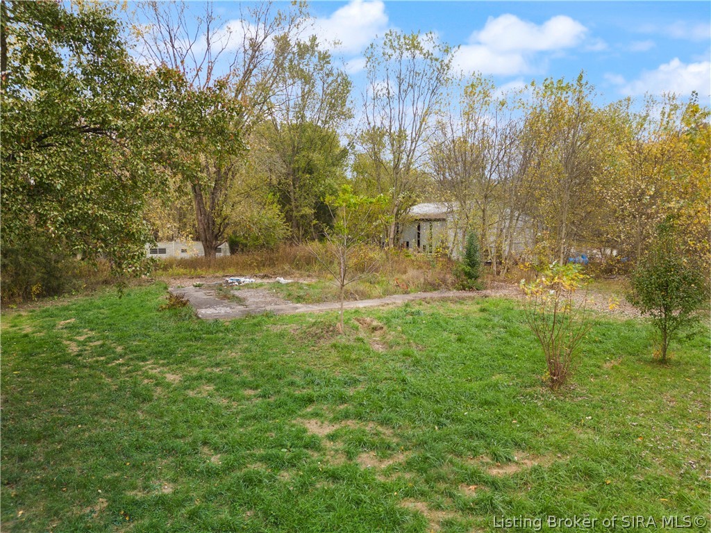 7086 E State Road 160