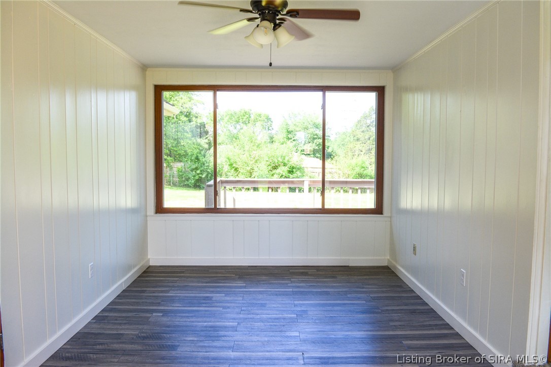 1711 Crestview Drive