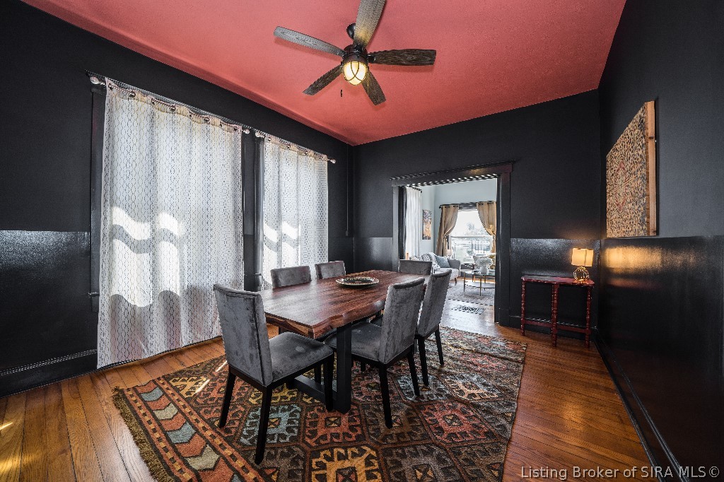 133-135 E Chestnut Street