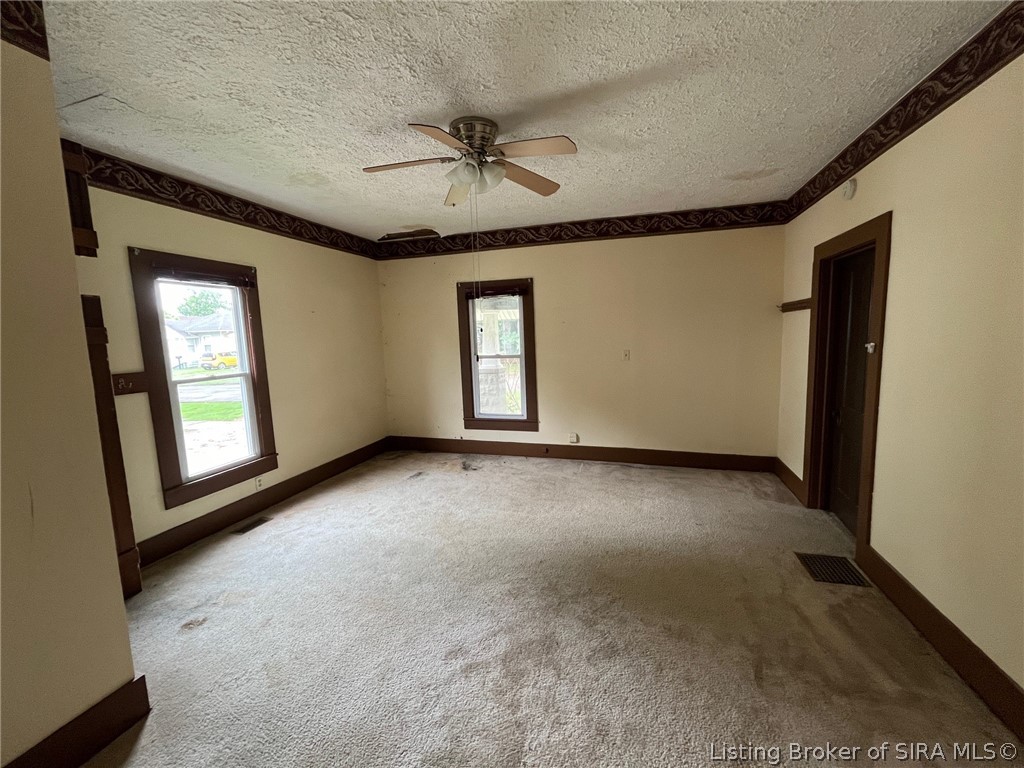 231 W Vine Street