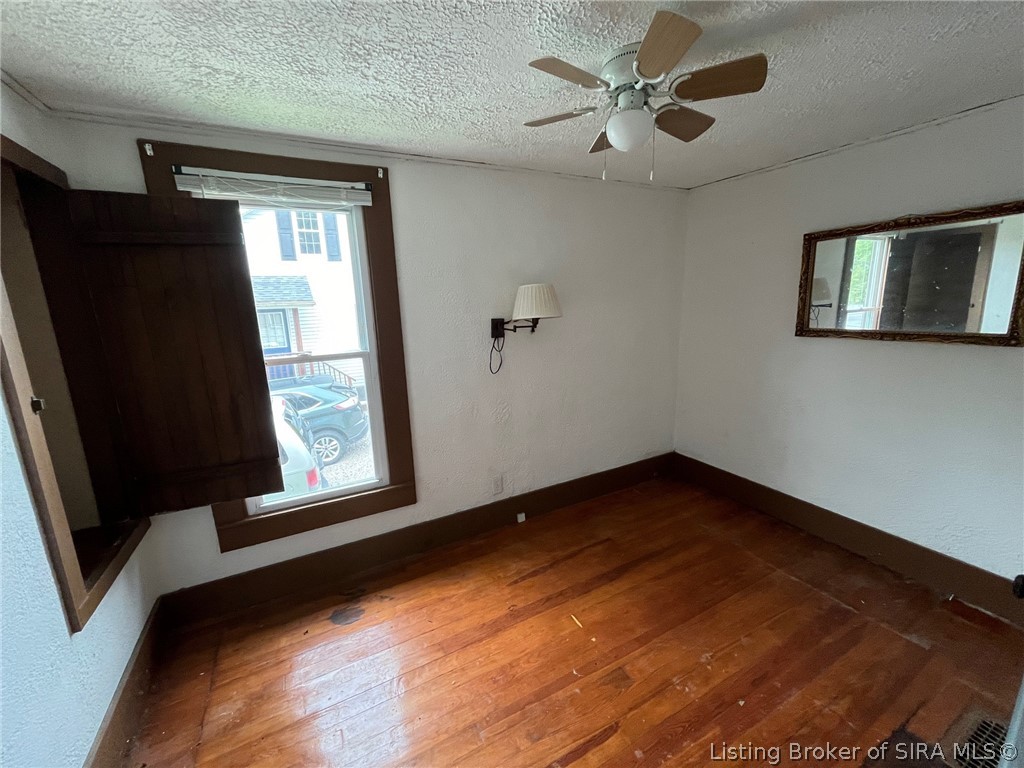 231 W Vine Street