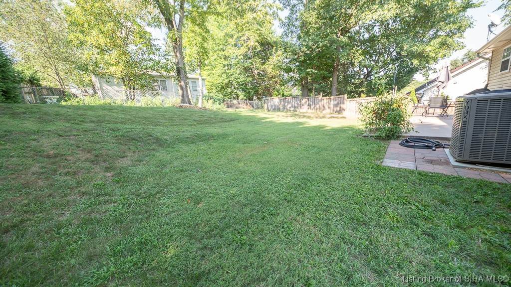 6212 Elanor Court