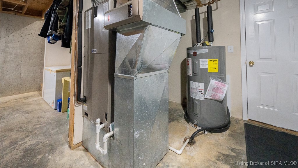 6212 Elanor Court