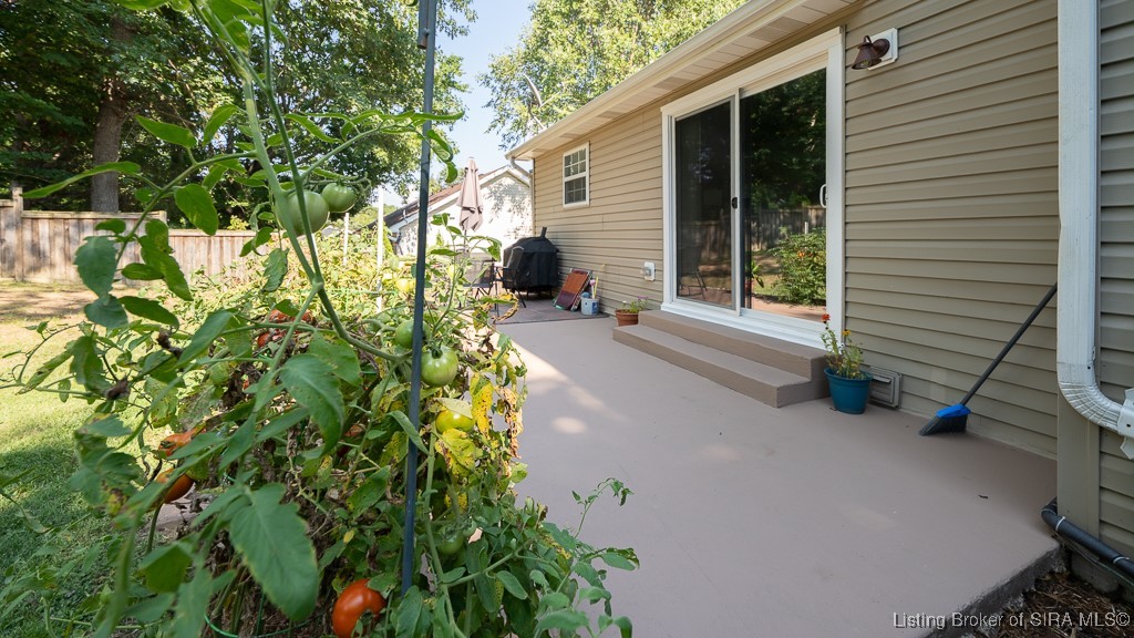 6212 Elanor Court
