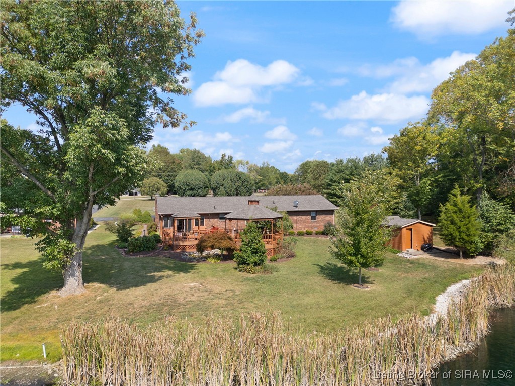 2207 W Robin Road