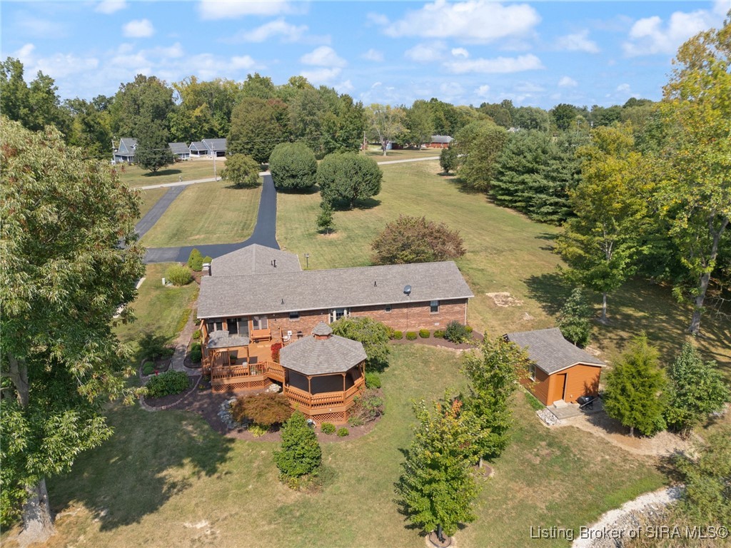 2207 W Robin Road