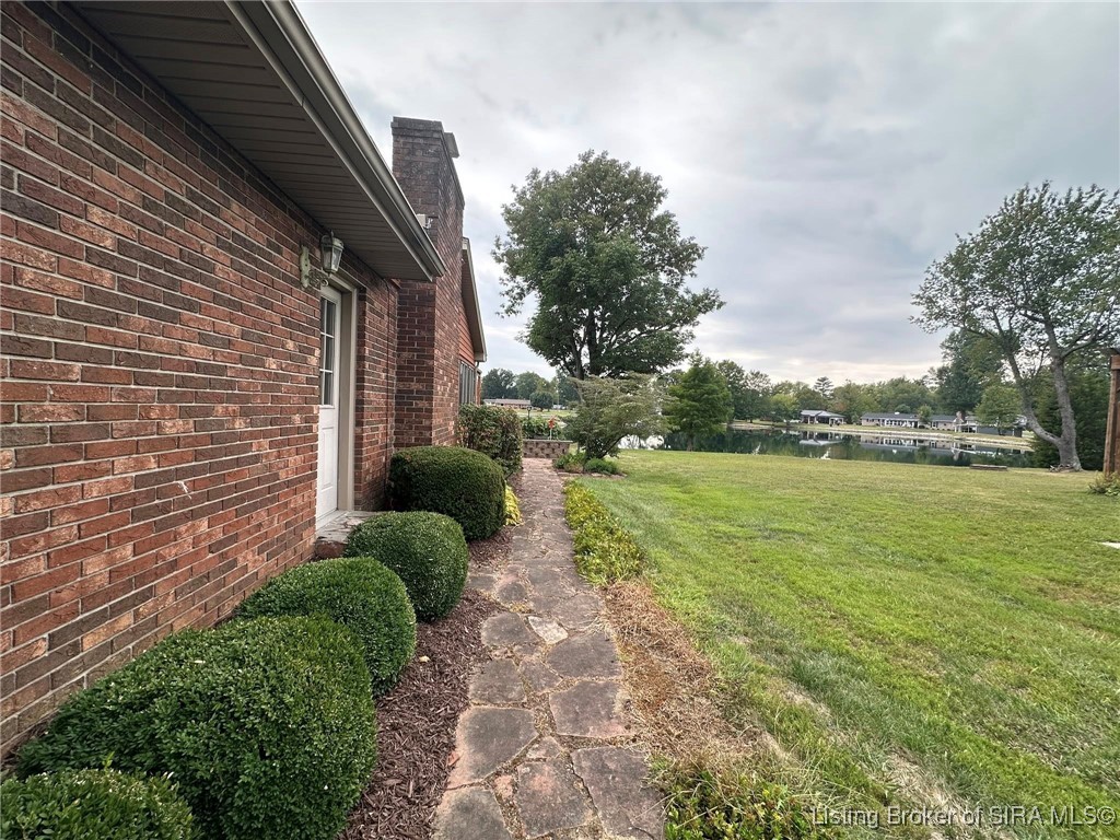 2207 W Robin Road