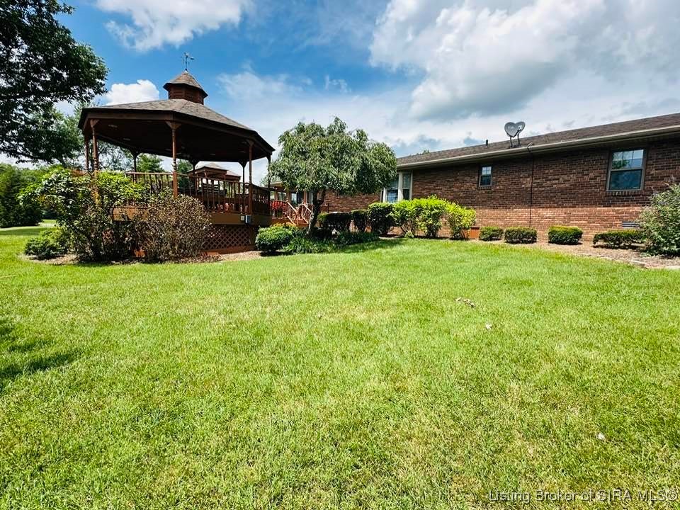 2207 W Robin Road