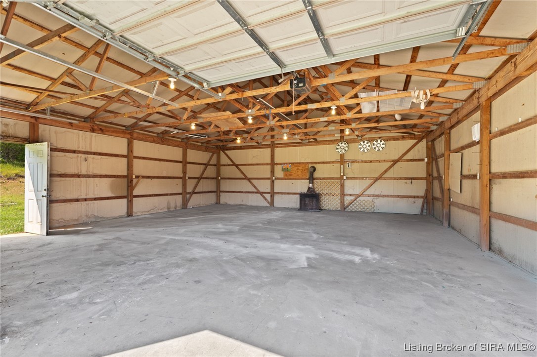 631 E Main Street NW