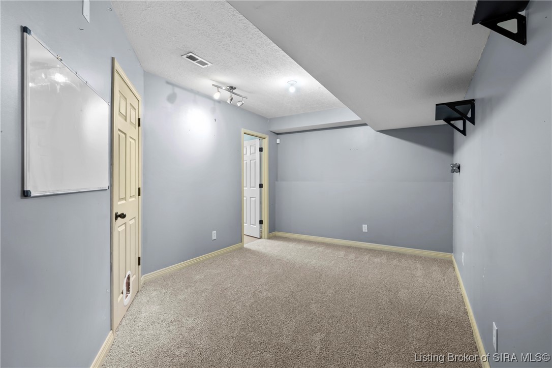 2626 Autumn Way