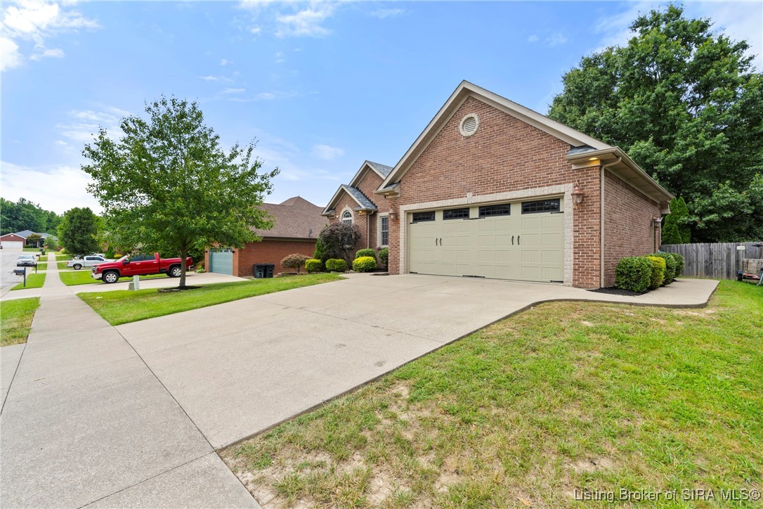 2626 Autumn Way