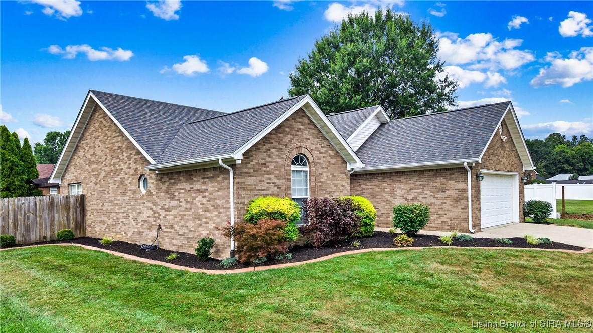 3134 White Blossom Circle
