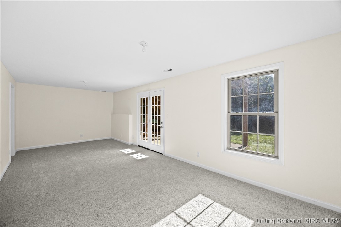1004 Carter Drive