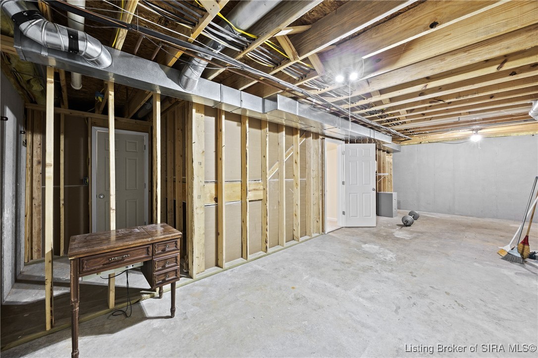 1004 Carter Drive