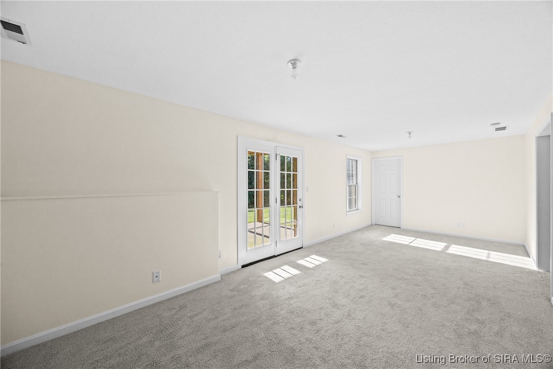 1004 Carter Drive