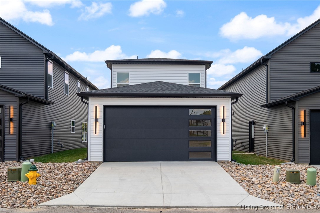 132 E Rock Lane