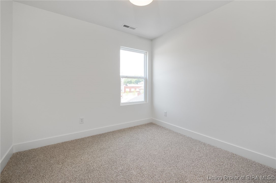 132 E Rock Lane