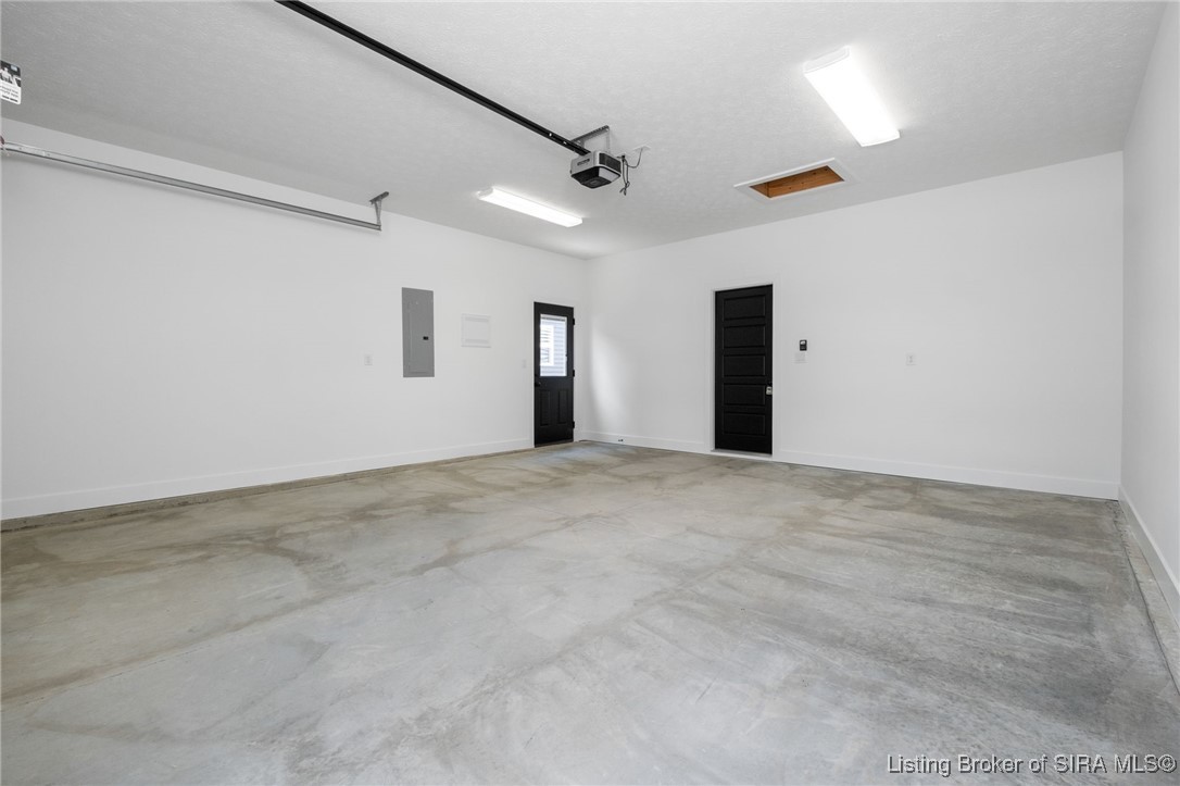 132 E Rock Lane