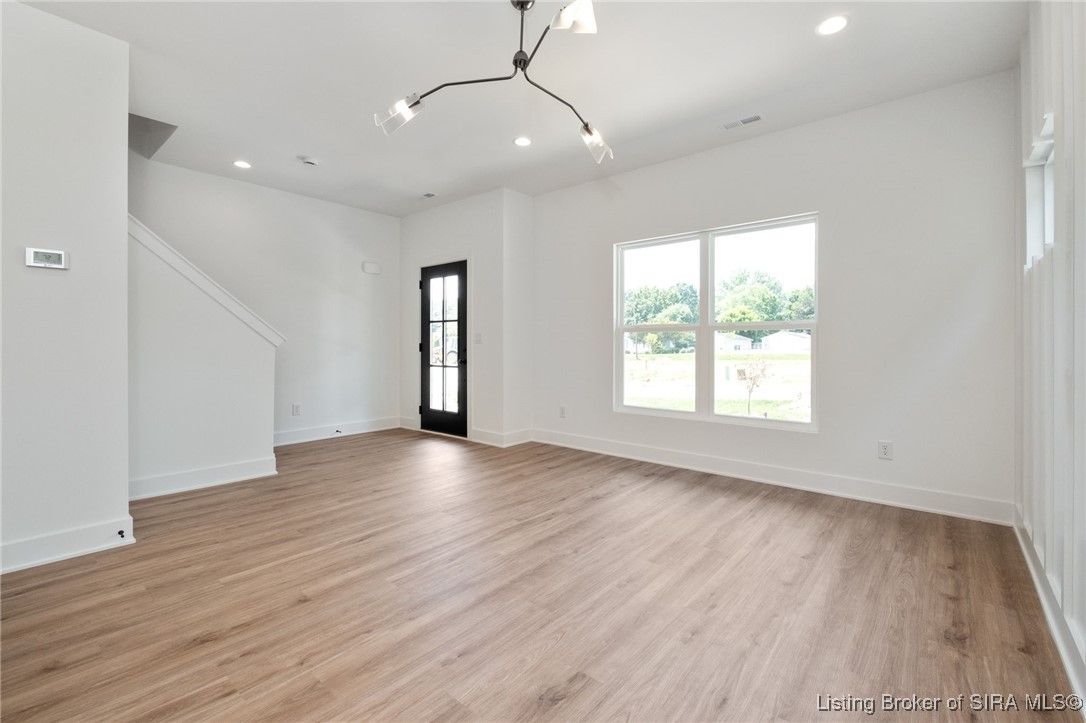132 E Rock Lane