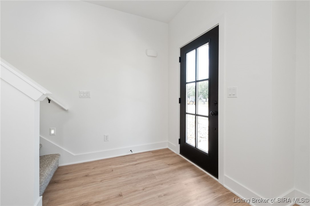 132 E Rock Lane