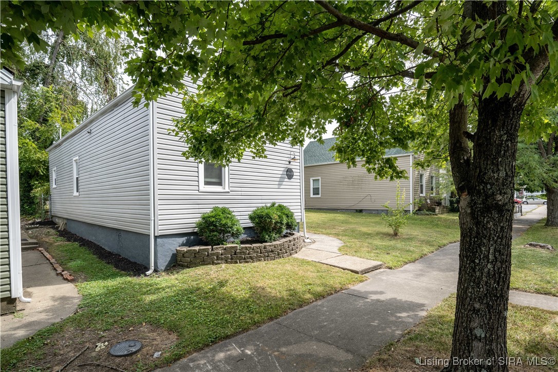 1016 Clark Street