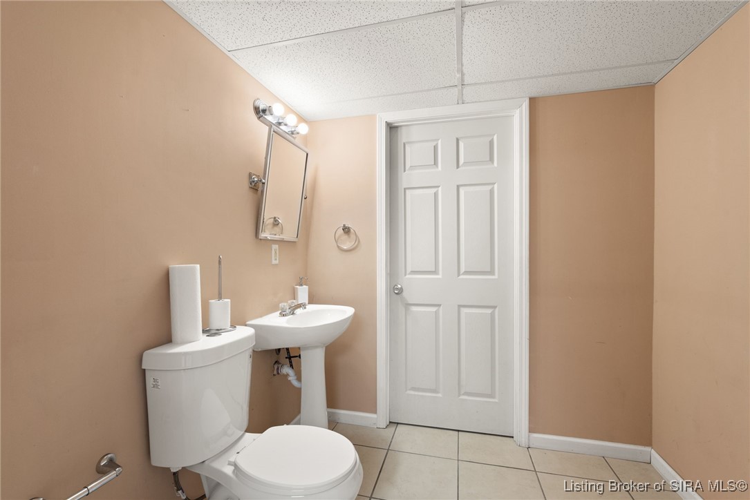 4008 Decker Court