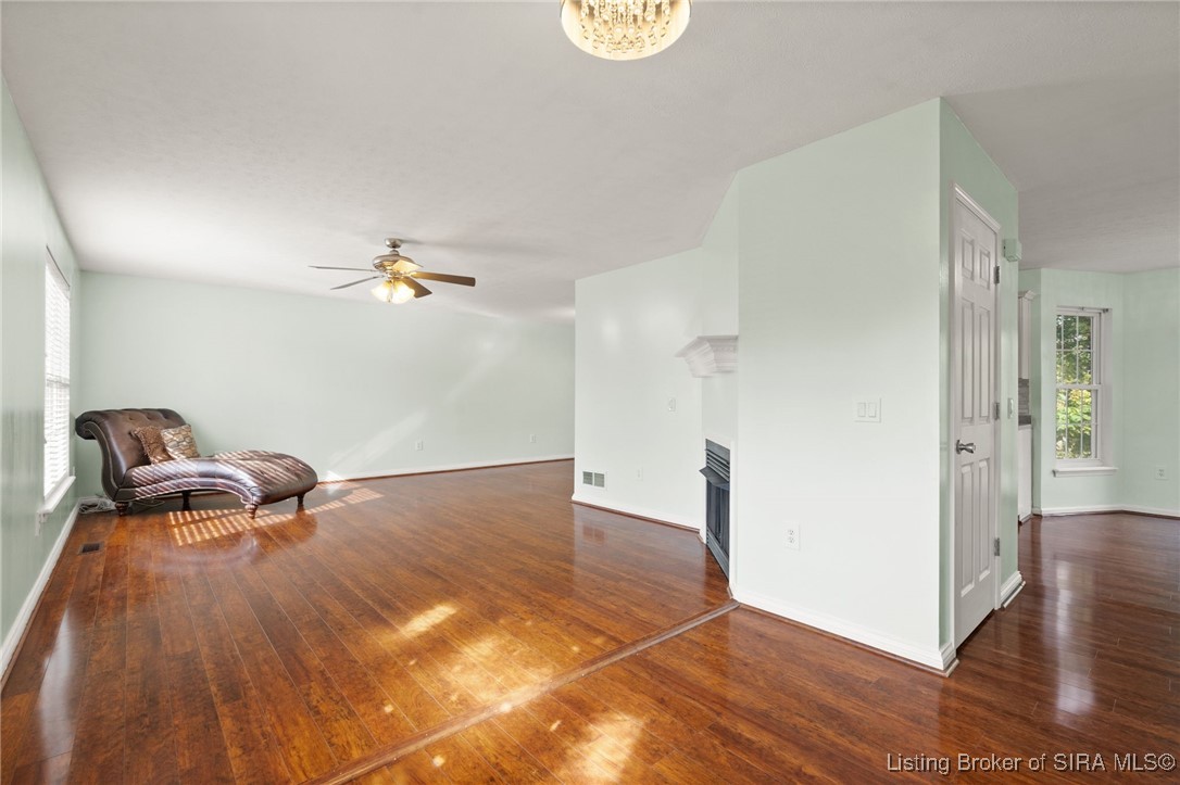 4008 Decker Court