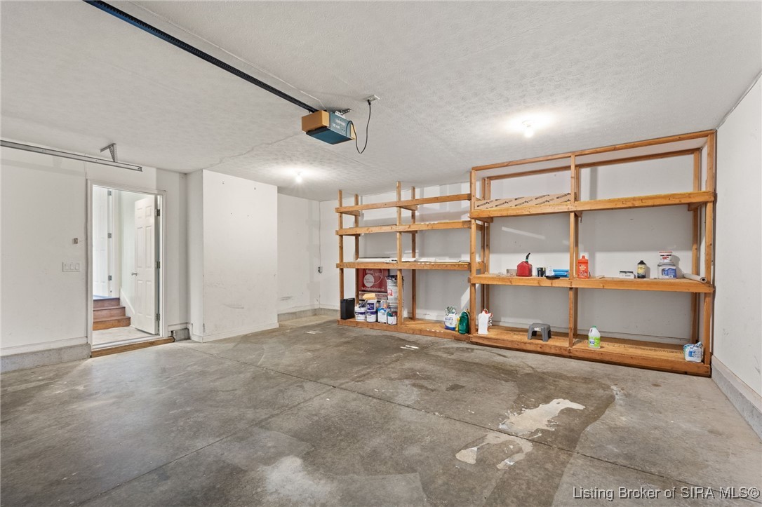 4008 Decker Court