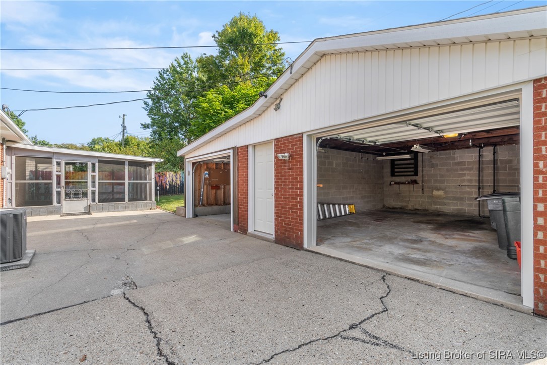 2420 Jacobs Drive